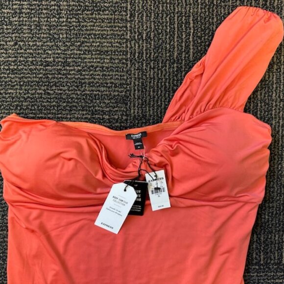 Express Body Contour Compression Silky One Shoulder Twist Thong Bodysuit NWT - Picture 2 of 5